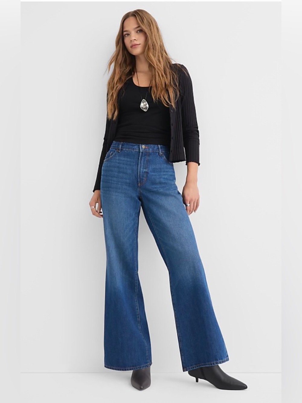 LOFT Relaxed Flare Jeans Sz 12